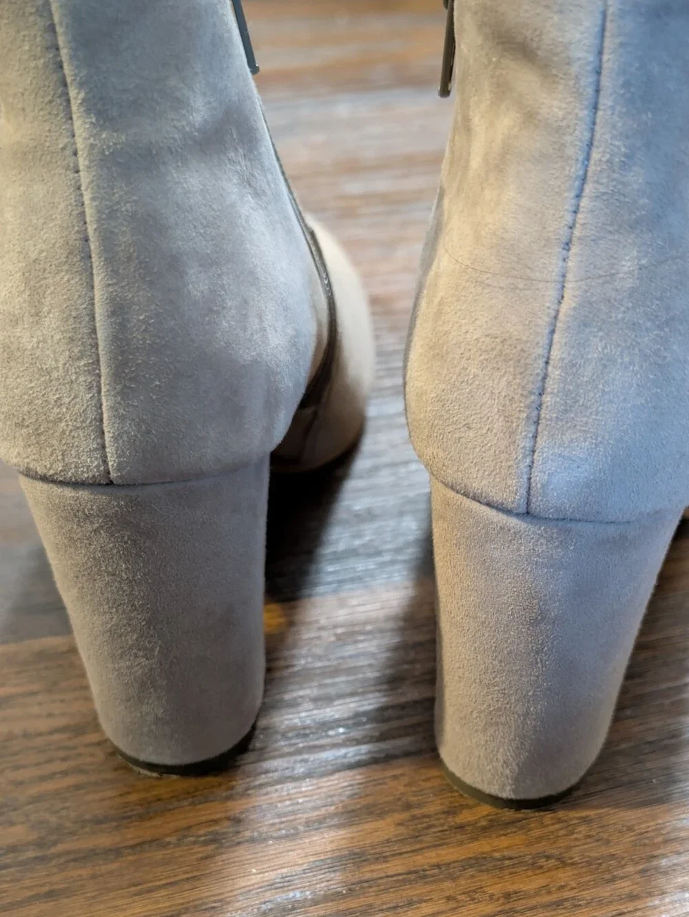 Steve Madden Taupe Leather Almond Toe Ankle Bootie 9